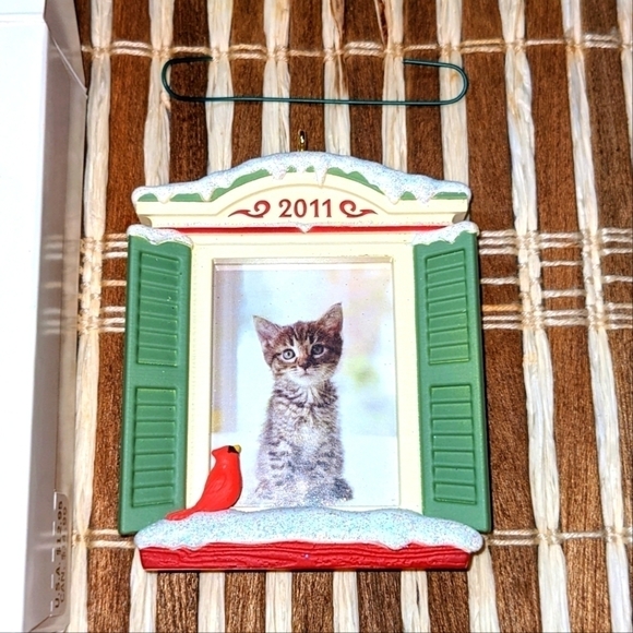 Picture Purrr-fect! Hallmark Christmas Tree Photo Holder 2011 IOB - Picture 2 of 3